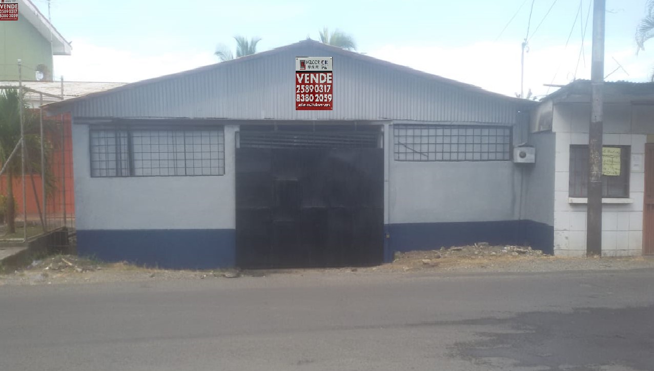 VENTA DE BODEGA Y LOCAL COMERCIAL, LIMÓN, PIUTA
