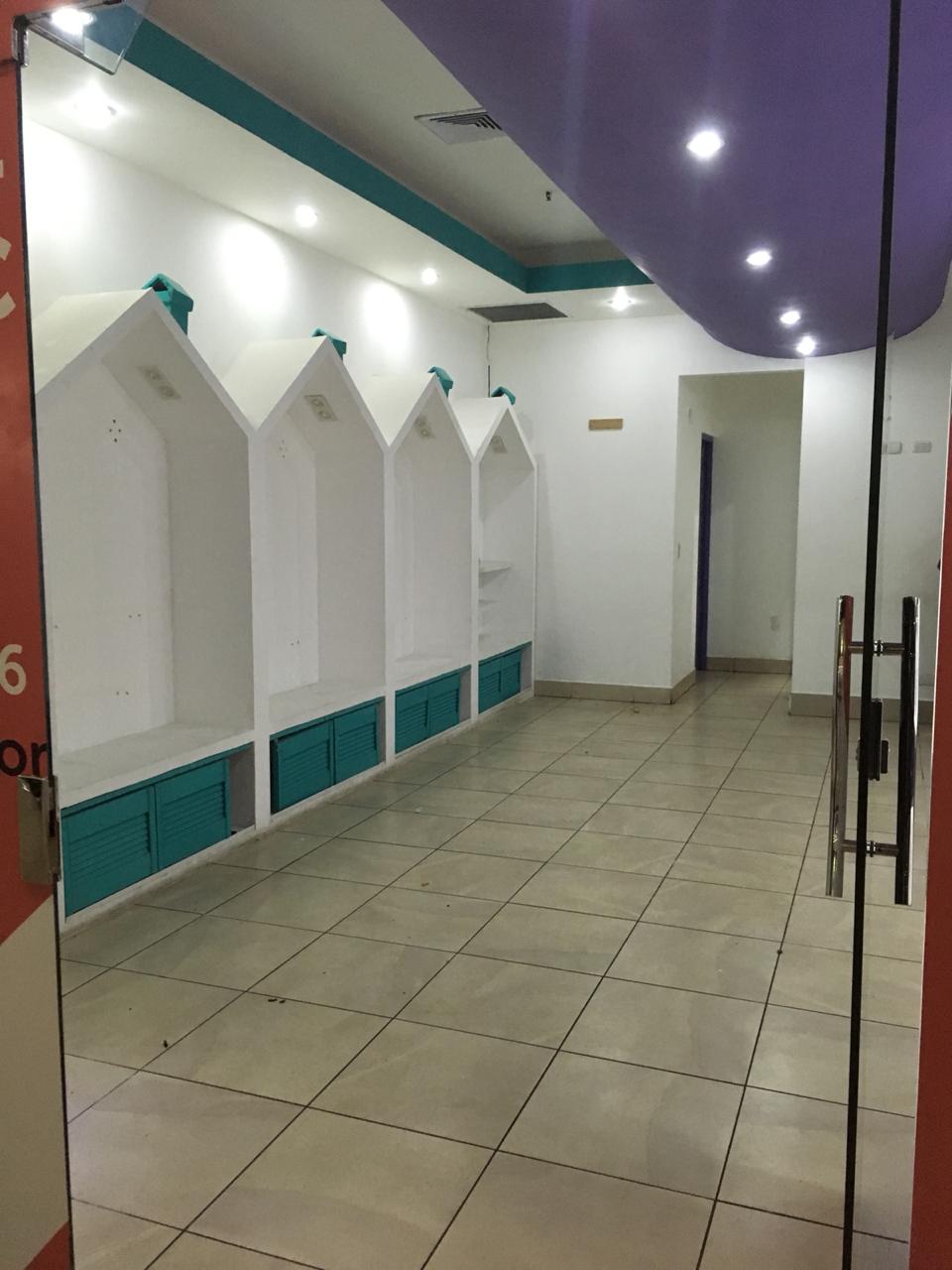 ALQUILER DE LOCAL, HEREDIA, MALL PASEO DE LAS FLORES