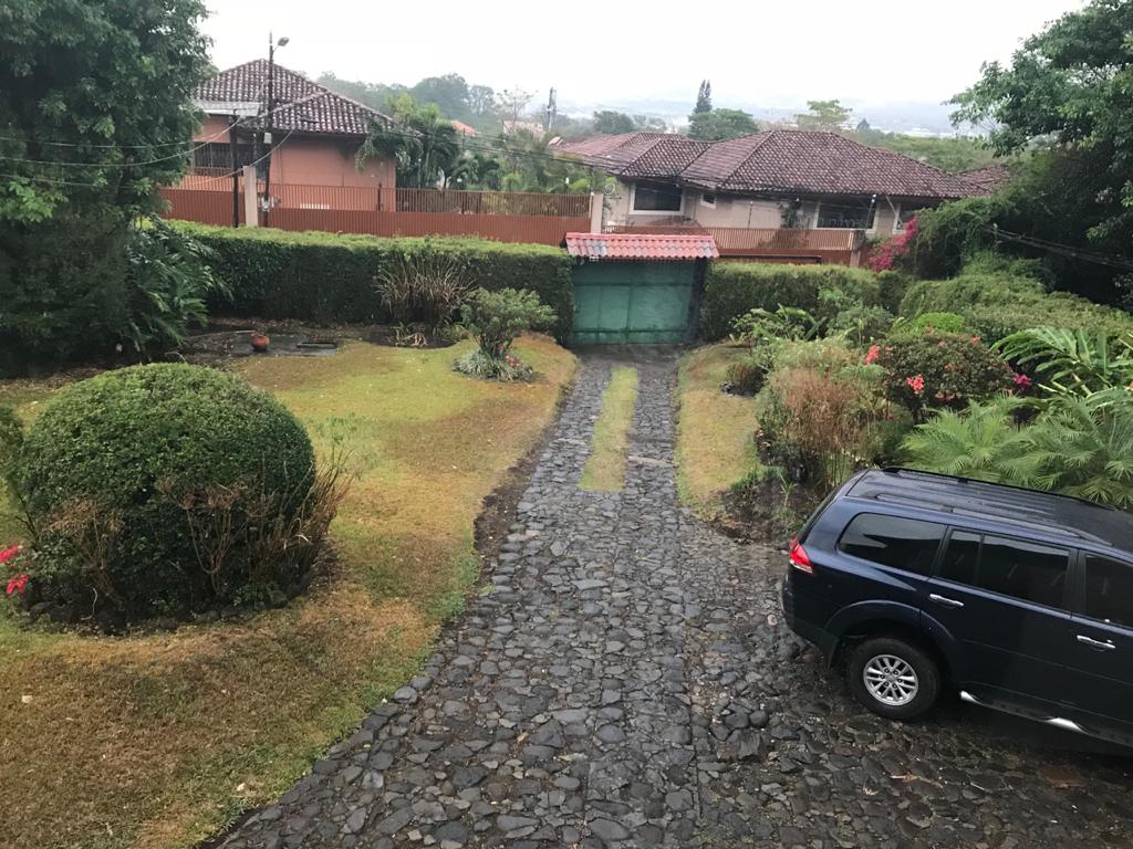VENTA DE CASA, SAN JOSE, ESCAZU, ESCAZU