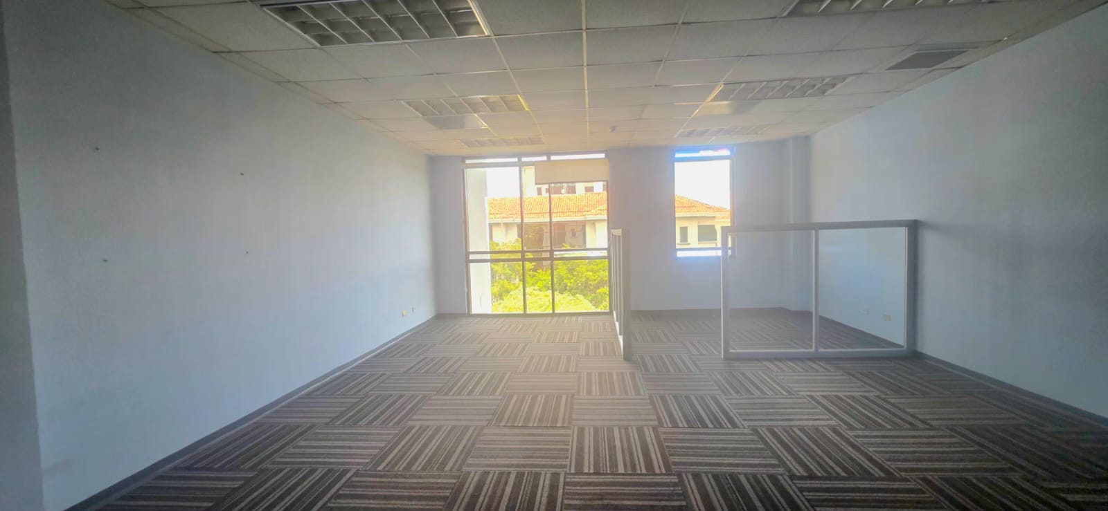 ALQUILER DE OFICINA, SAN JOSÉ, SANTA ANA, PARQUE EMPRESARIAL FORUM 1