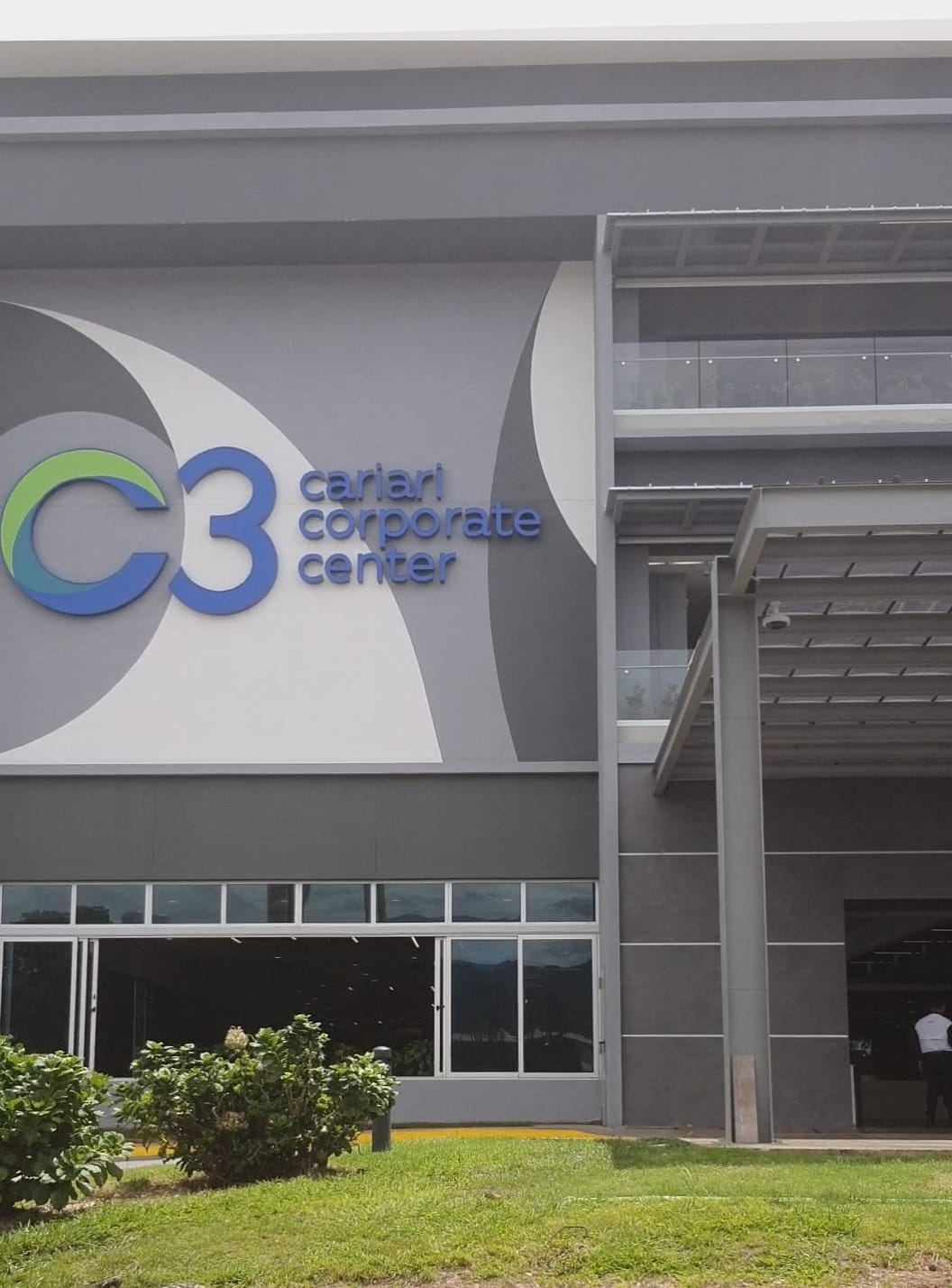 VENTA DE LOCAL COMERCIAL, HEREDIA, CORPORATE CENTER C3.