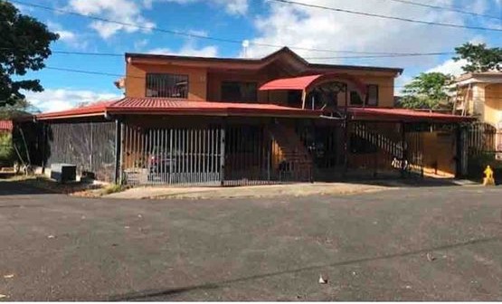 VENTA EDIFICIO DE 5 APARTAMENTOS, HEREDIA, CARIARI, LOS ARCOS