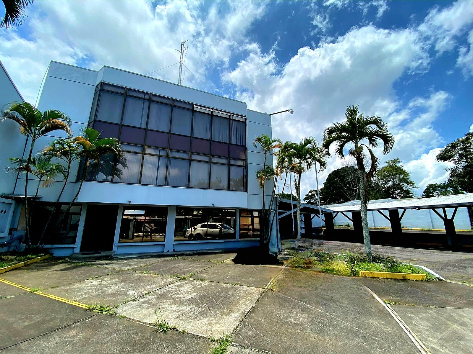 ALQUILER DE EDIFICIO DE OFICINAS, SAN JOSÉ,  SABANA SUR