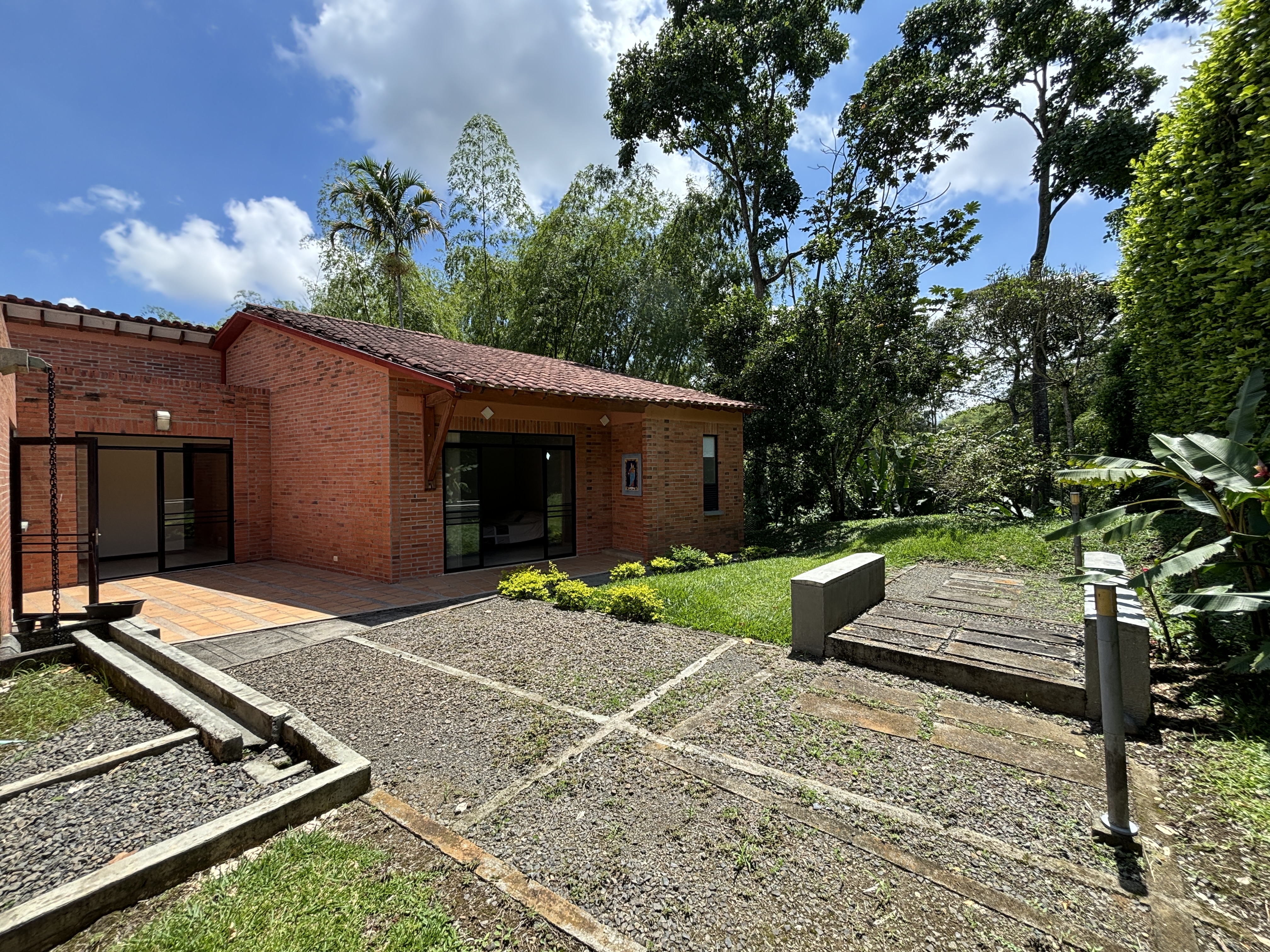 Imagen de Se Vende Casa Campestre en el Tigre - Pereira