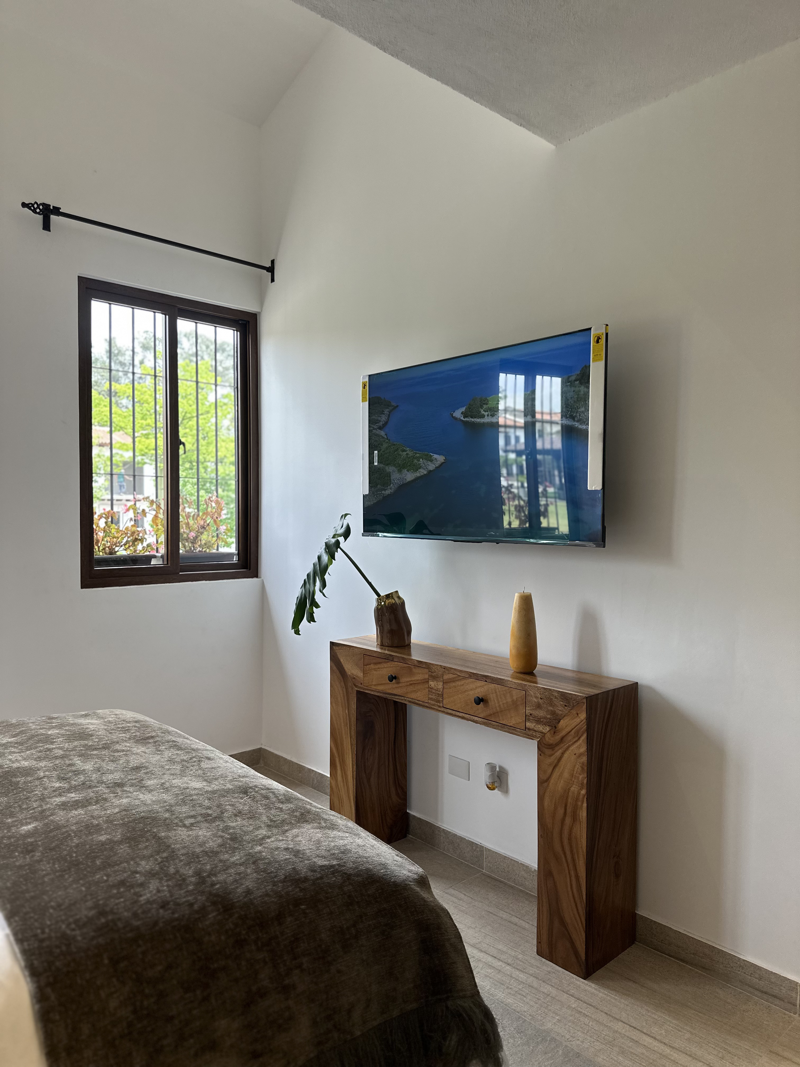 PRECIOSA CASA DENTRO DE CONDOMINIO CERCANO A CIUDAD VIEJA - Miniatura 12