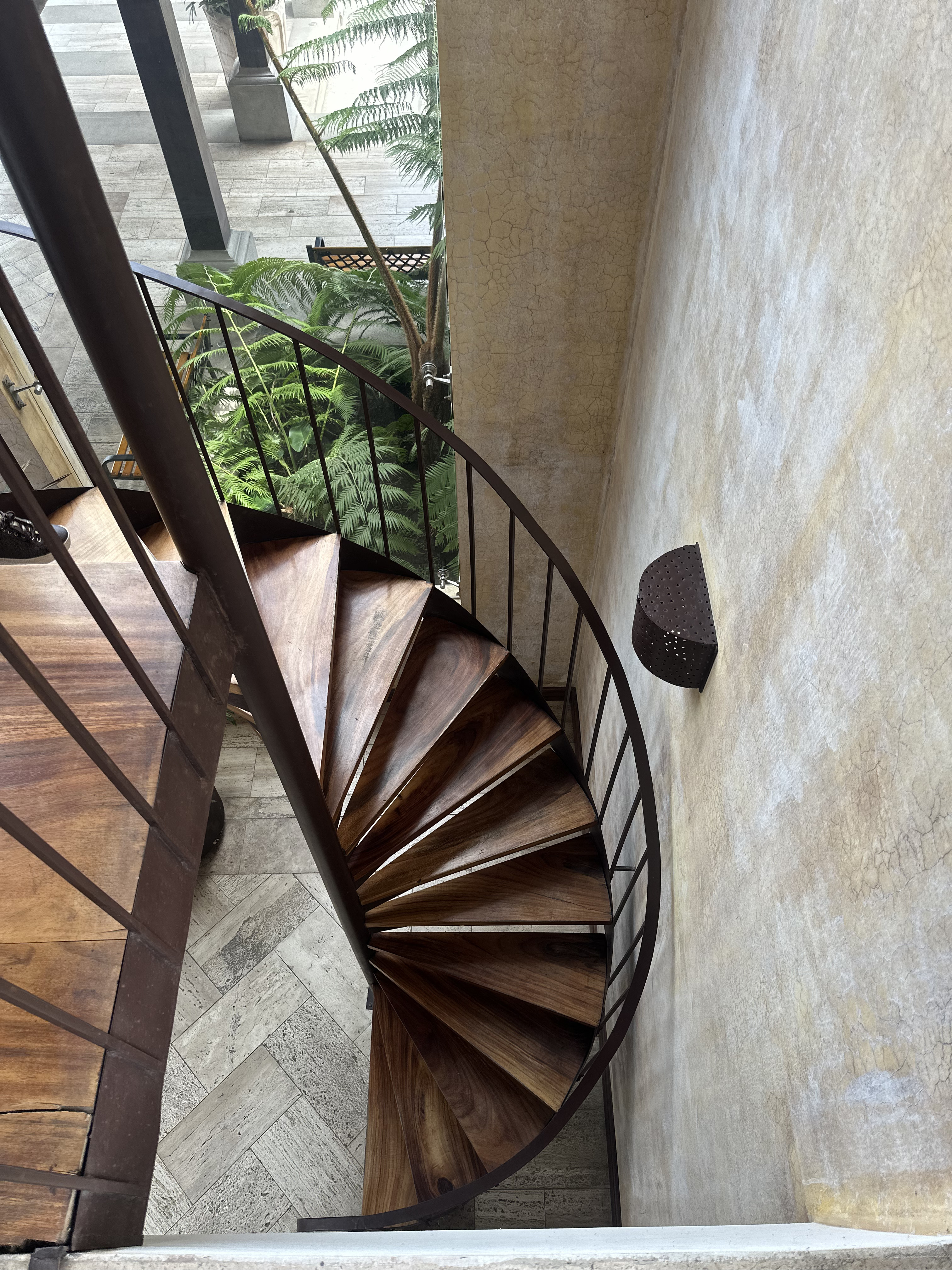 PRECIOSA CASA DENTRO DE CONDOMINIO CERCANO A CIUDAD VIEJA - Miniatura 22