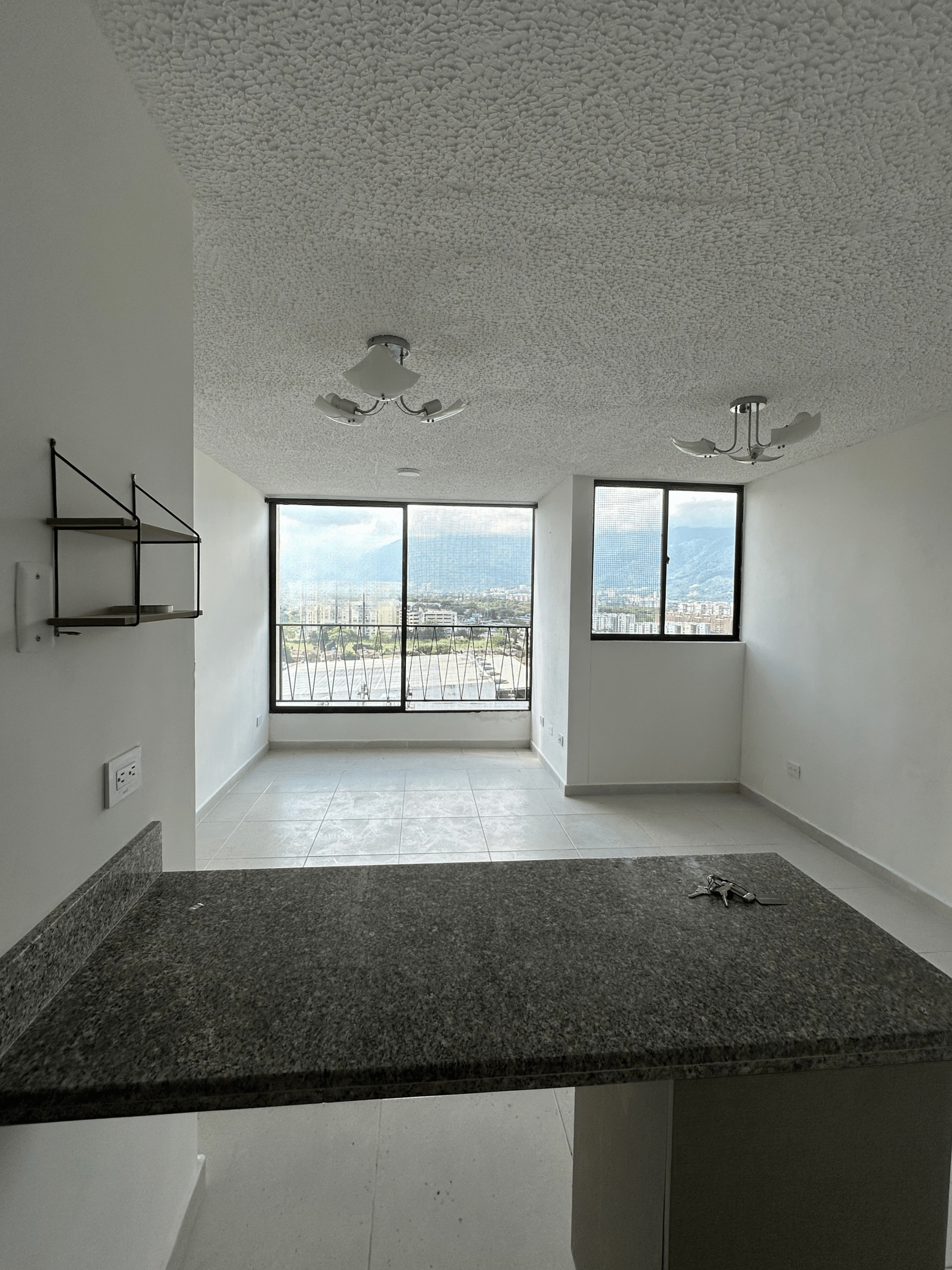 VENTA APARTAMENTO CONJUNTO GIRONA