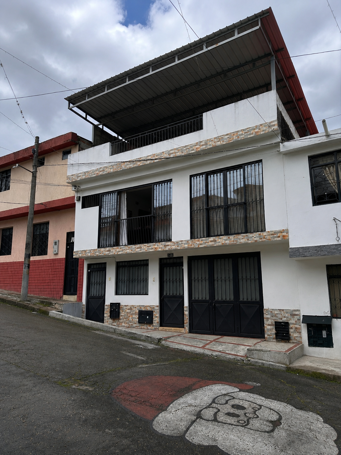 VENDO CASA VERSALLES