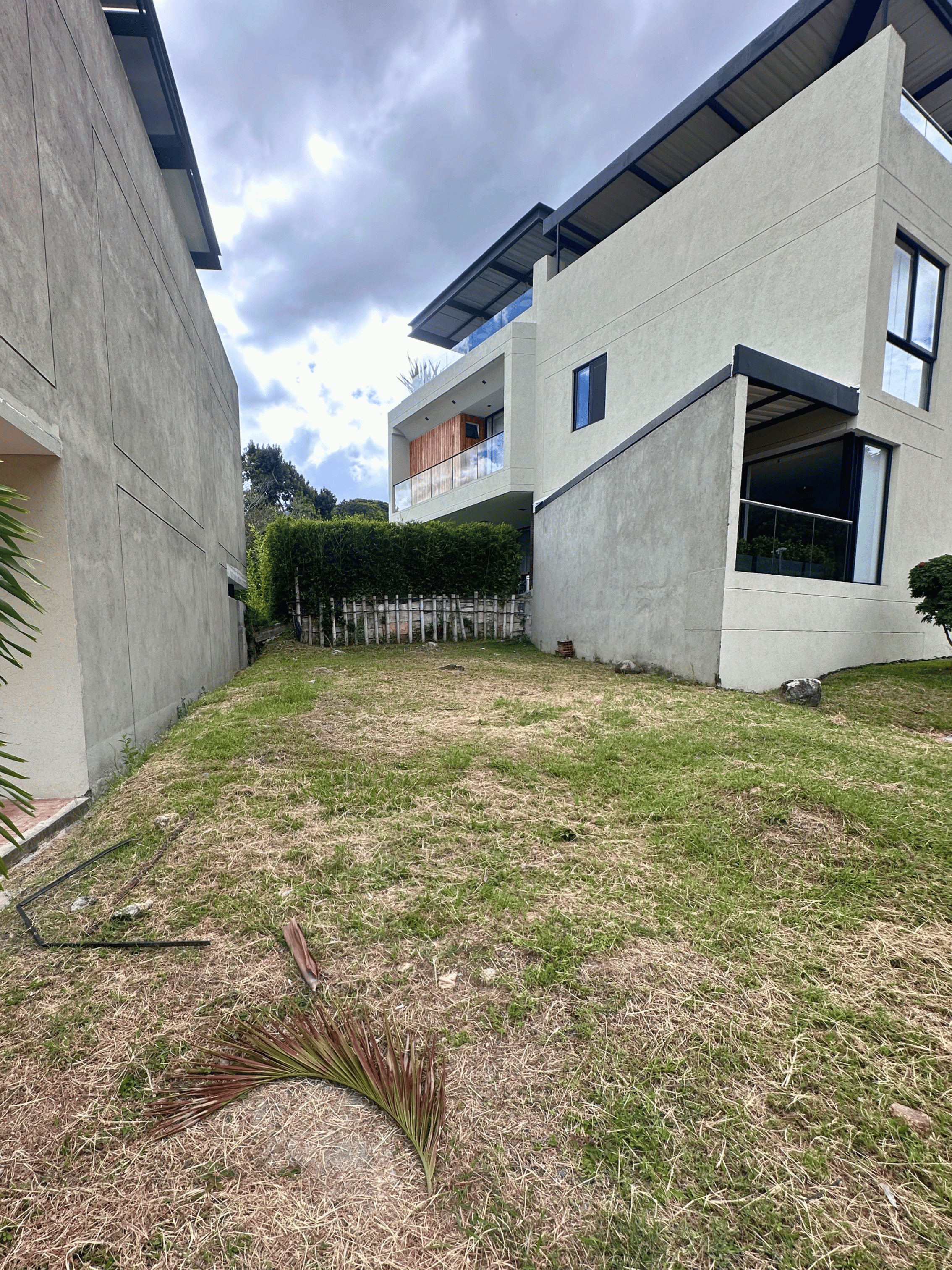VENDO LOTE COJUNTO EL BIJAO VERGEL IBAGUE