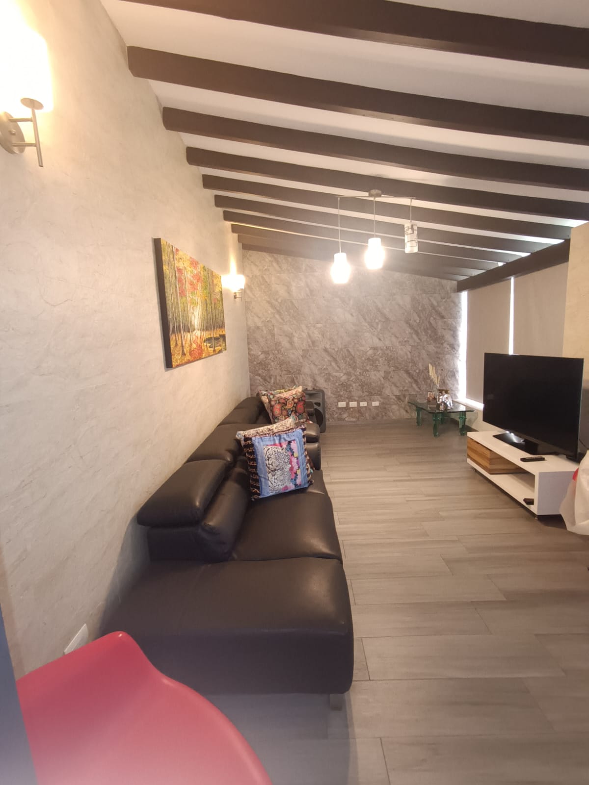 se vende casa laureles