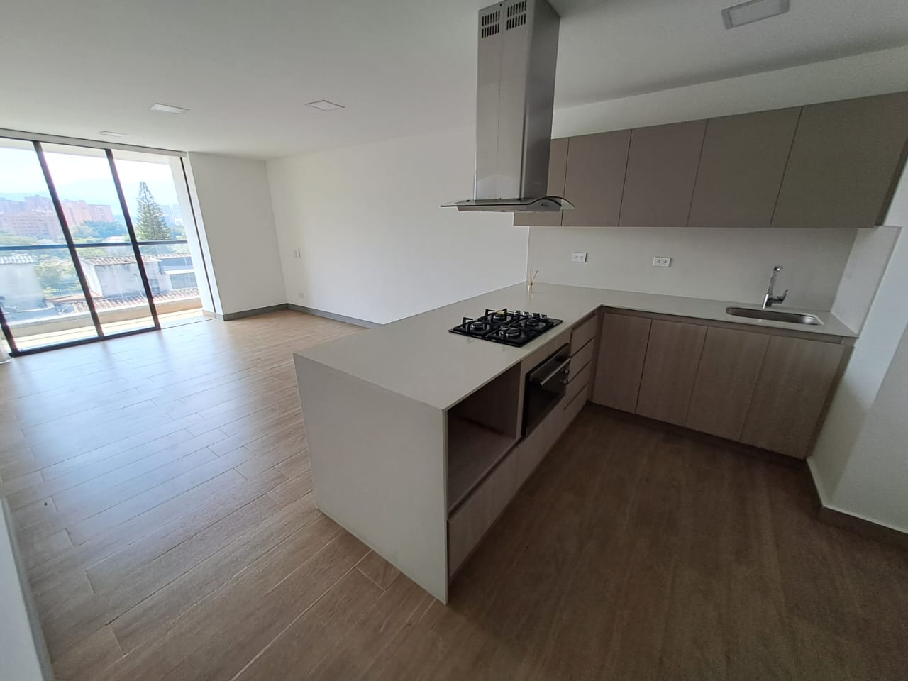 ARRIENDO APARTAMENTO ENVIGADO AV LAS VEGAS