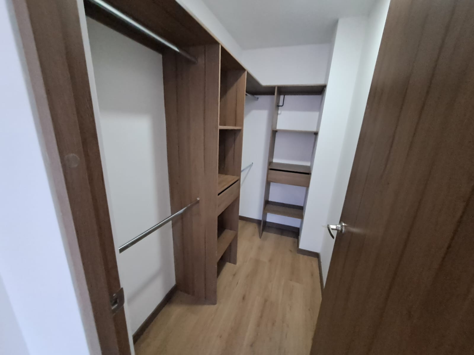 ARRIENDO APARTAMENTO ENVIGADO LOMA DE LAS BRUJAS  BIOCITY GRAND