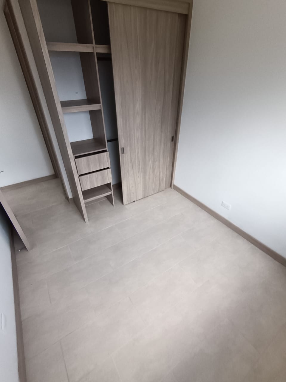 Arriendo Apartamento Calasanz parte Alta
