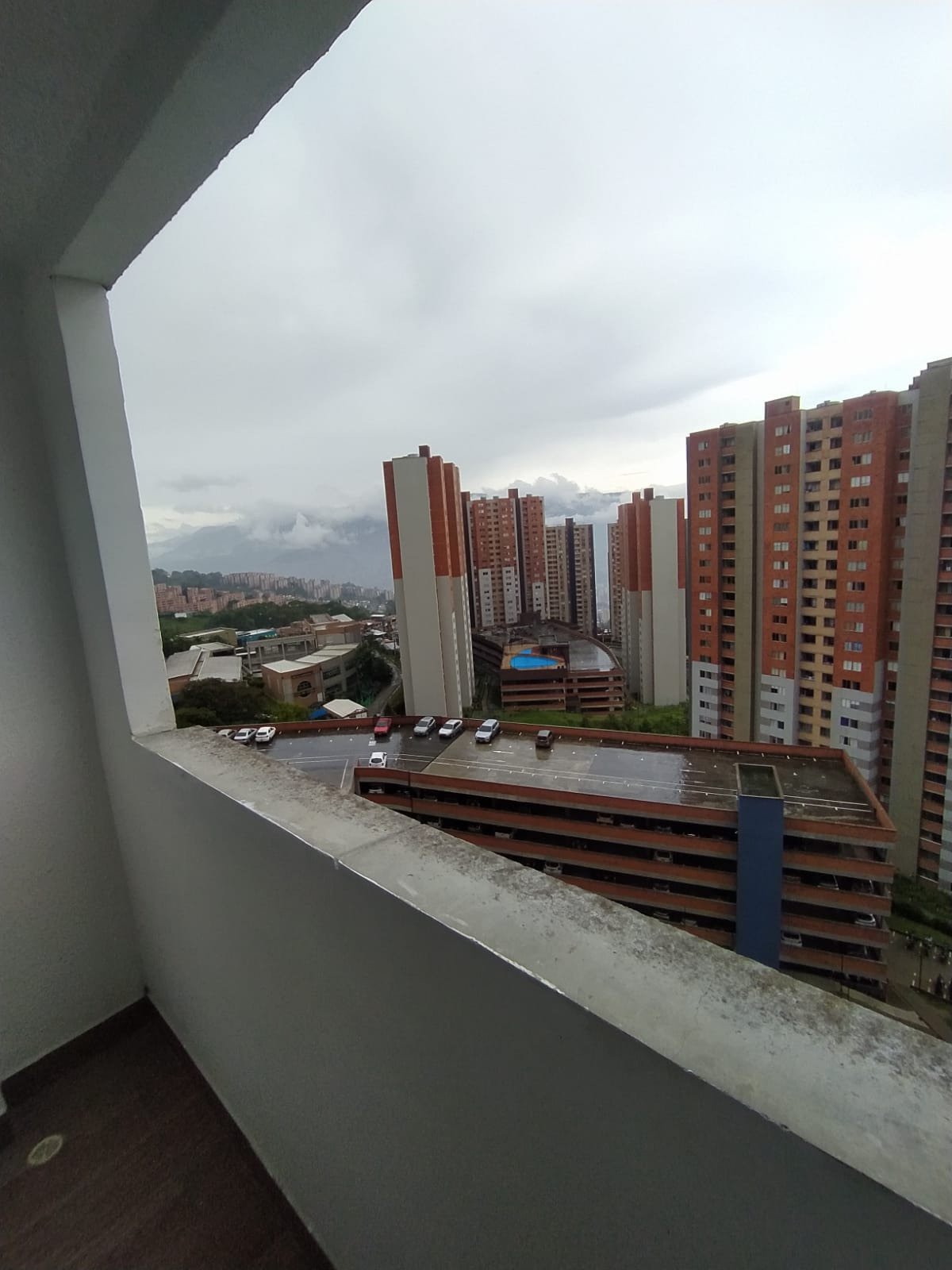 Apartamento sector Robledo Pajarito