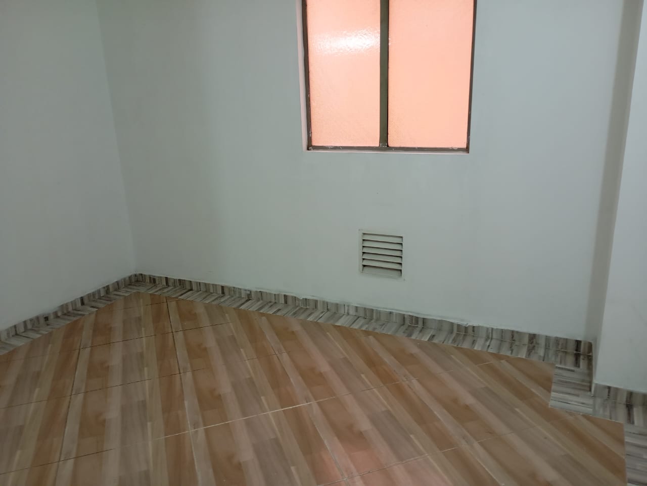 ARRIENDO APARTAESTUDIO BRRIO CRISTOBAL
