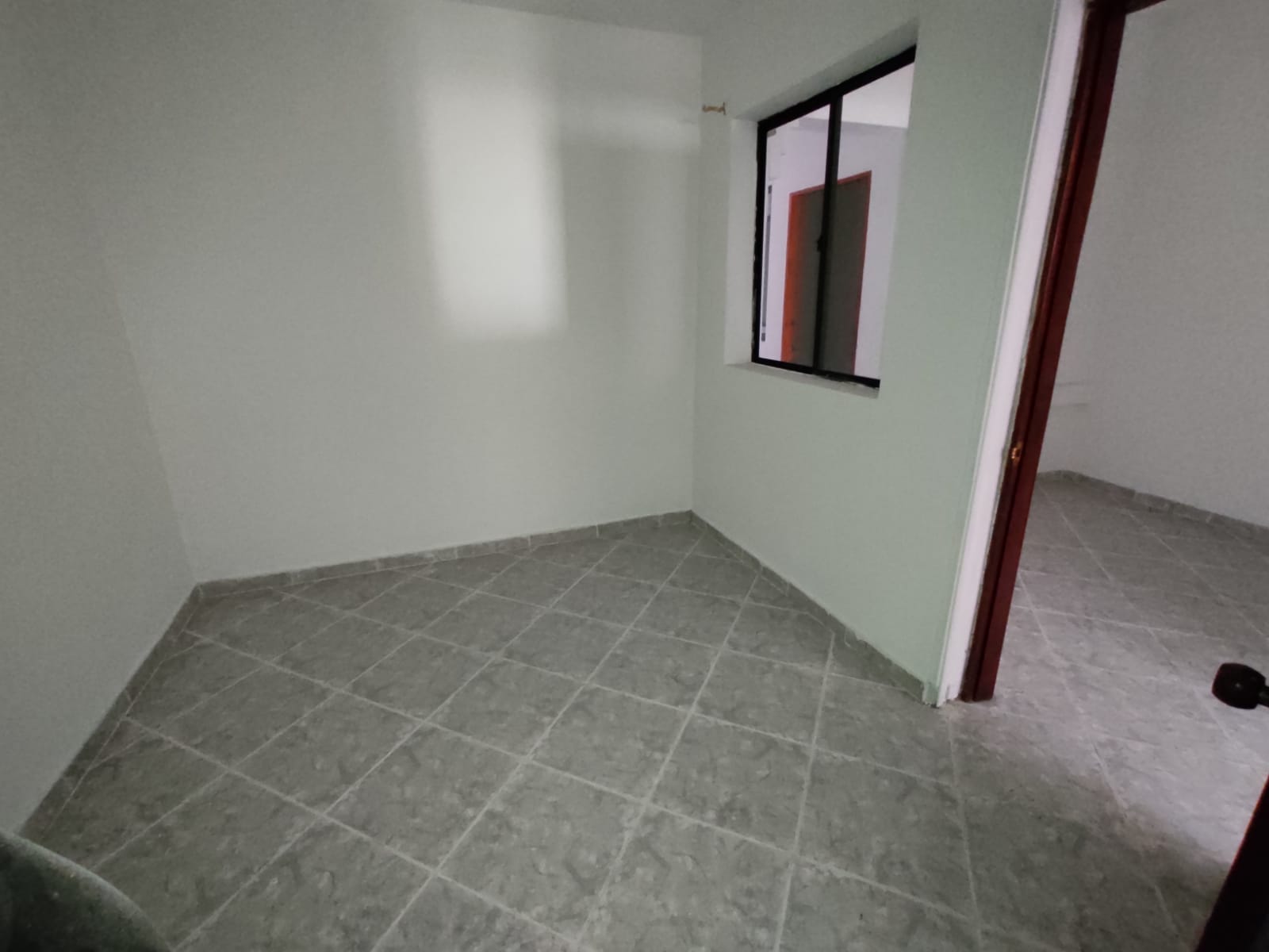 ARRIENDO CASA COMERCIAL INDEPENDIENTE SANTA MONICA