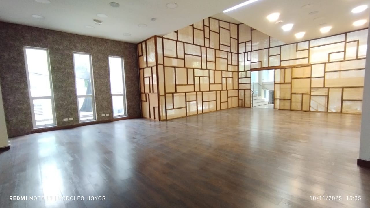 Arriendo Local En Patio Bonito