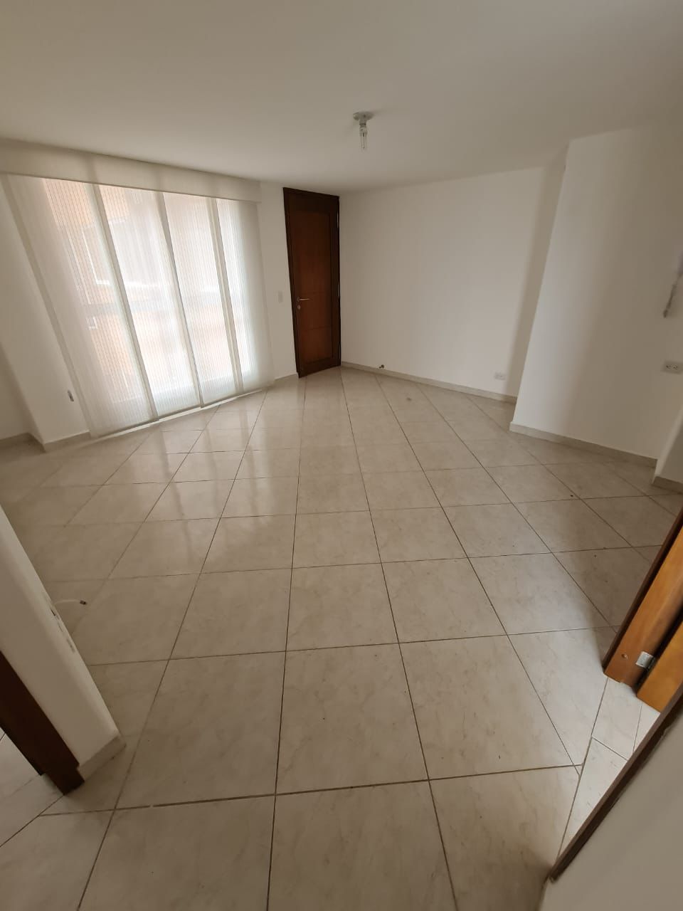 ARRIENDO APARTAMENTO EN LAURELES