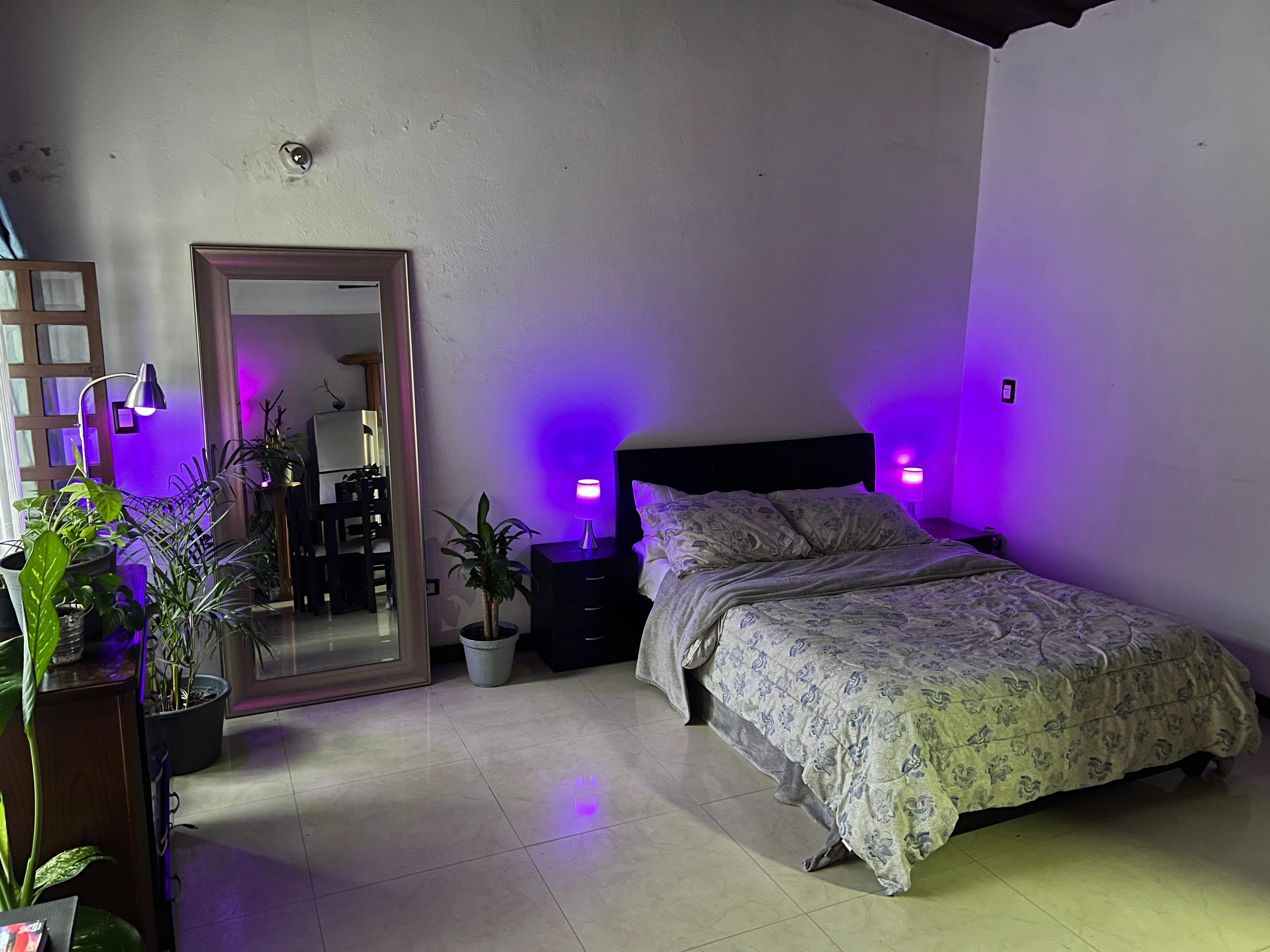 ARRIENDO APARTAESTUDIO AMOBLADO EN EL POBLADO