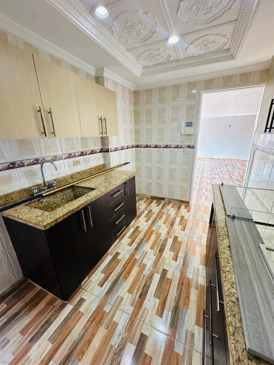 VENDO APARTAMENTO EN LAURELES ESTADIO