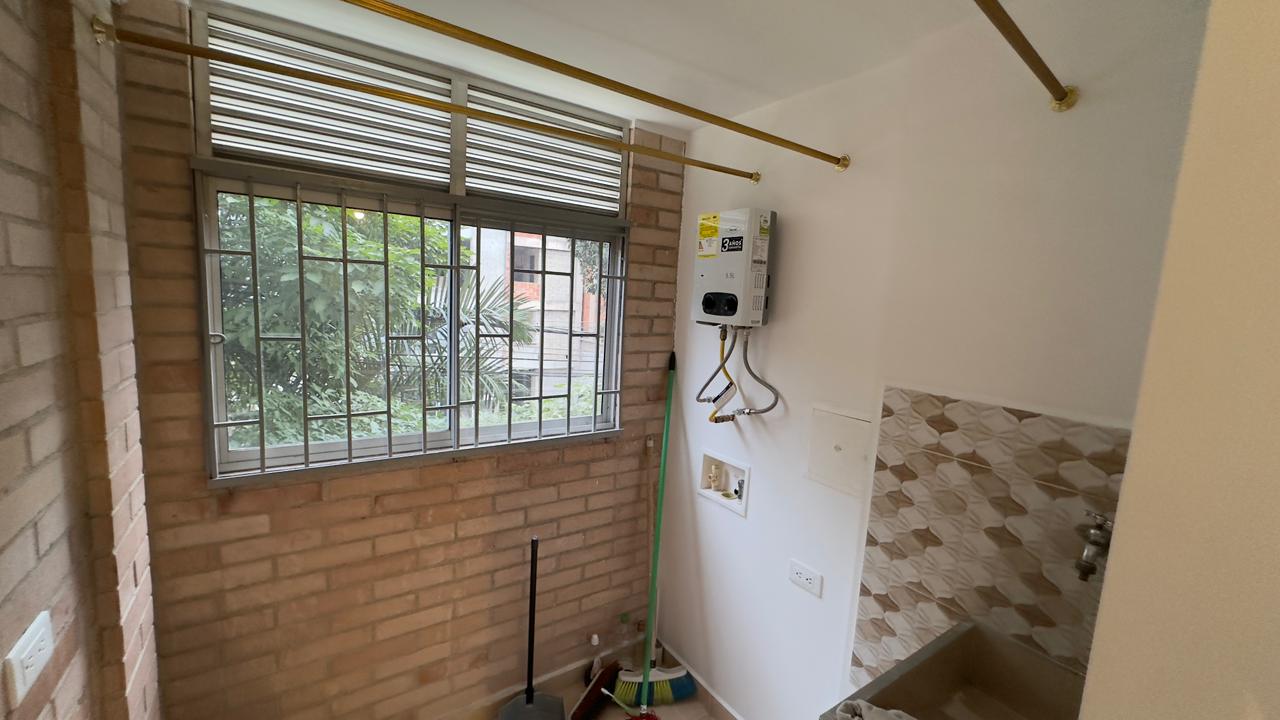 ARRIENDO APARTAESTUDIO EN EL VELODROMO