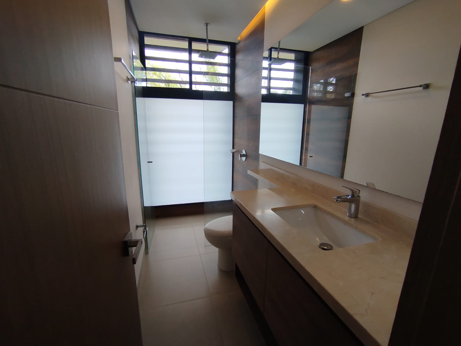 VENDO APARTAMENTO EN LLANO GRANDE