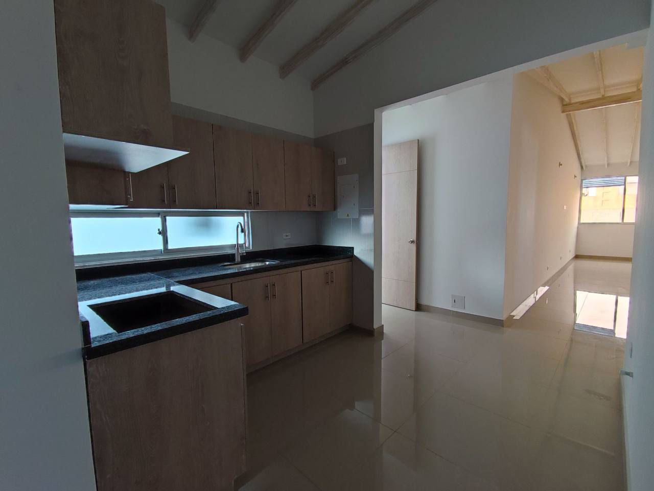 VENDO APARTAMENTO EN CALASANZ PARTE BAJA