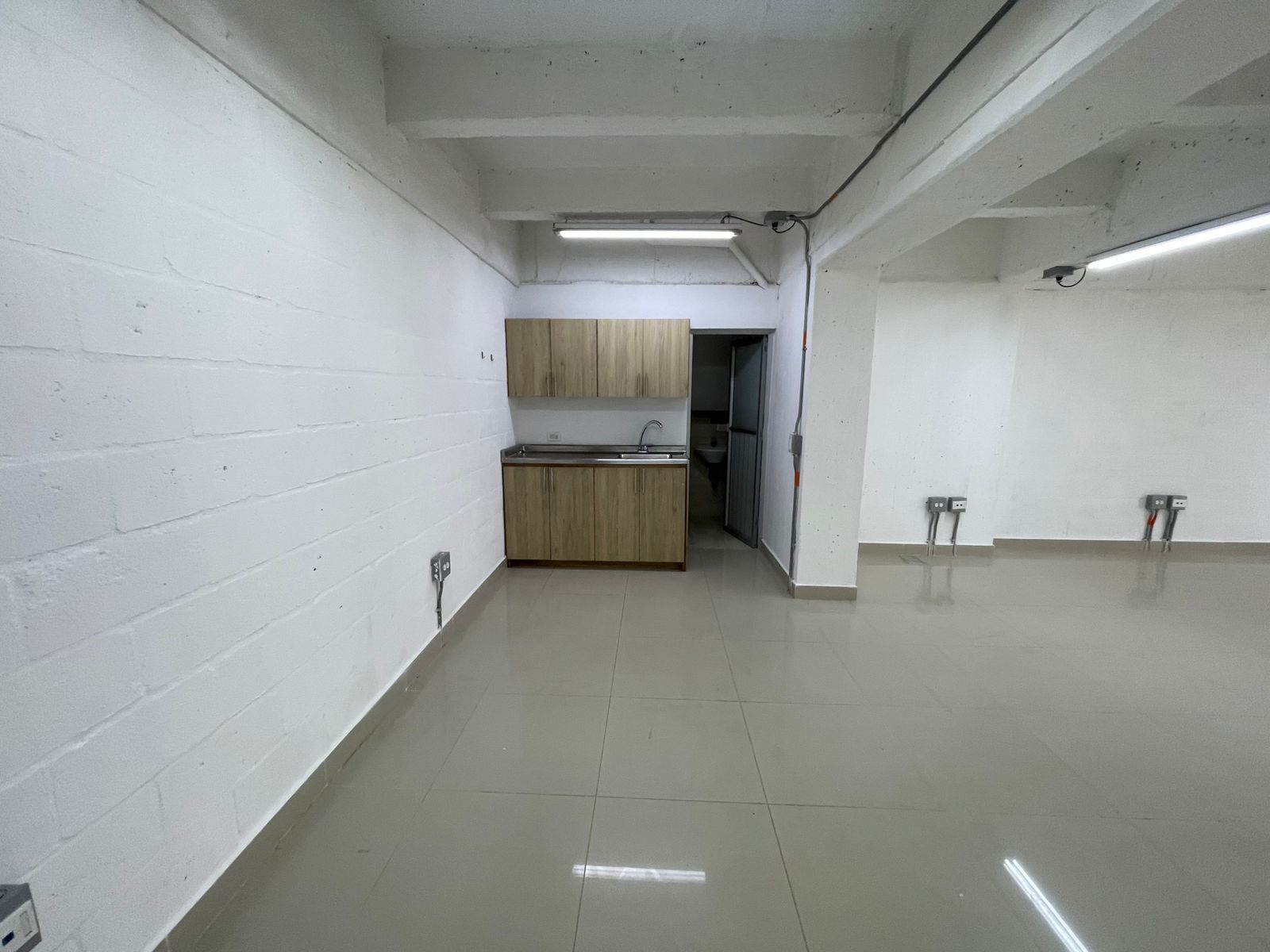 ARRIENDO LOCAL EN RIONEGRO