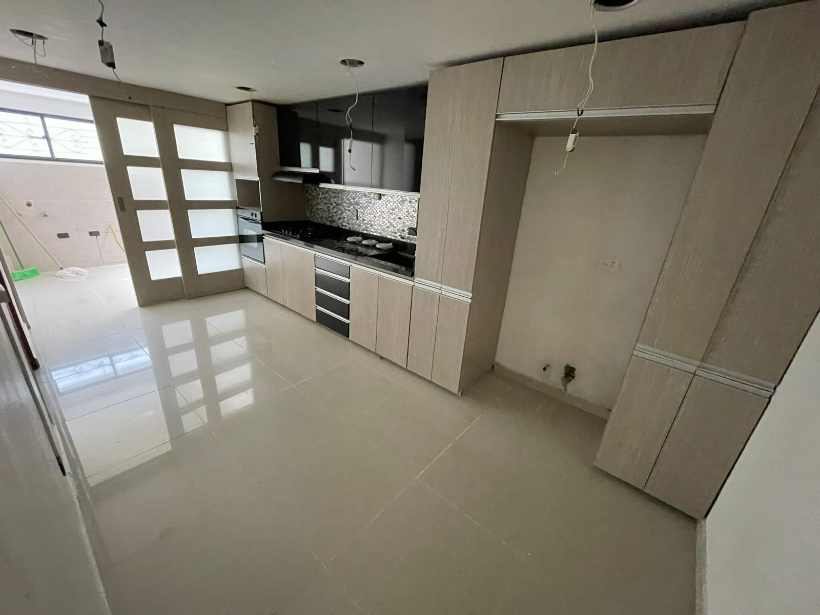 ARRIENDO CASA EN EL POBLADO EL TESORO