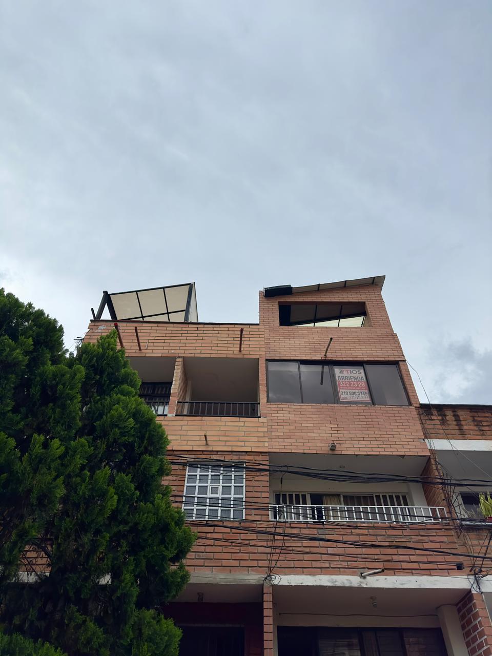 ARRIENDO APARTAMENTO EN SANTA MONICA