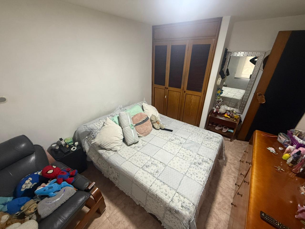 VENDO APARTAMENTO EN ROBLEDO ALTAMIRA