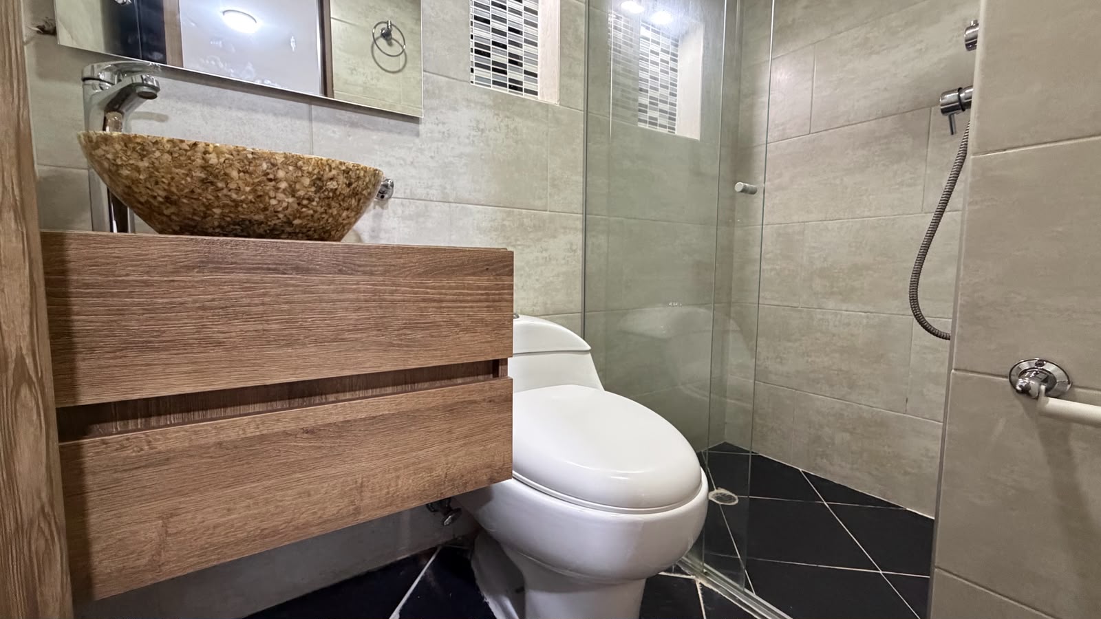VENDO APARTAMENTO EN SIMON BOLIVAR