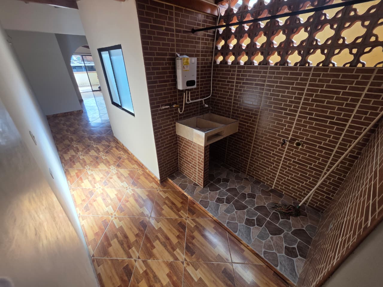 ARRIENDO APARTAMENTO EN SANTA MONICA