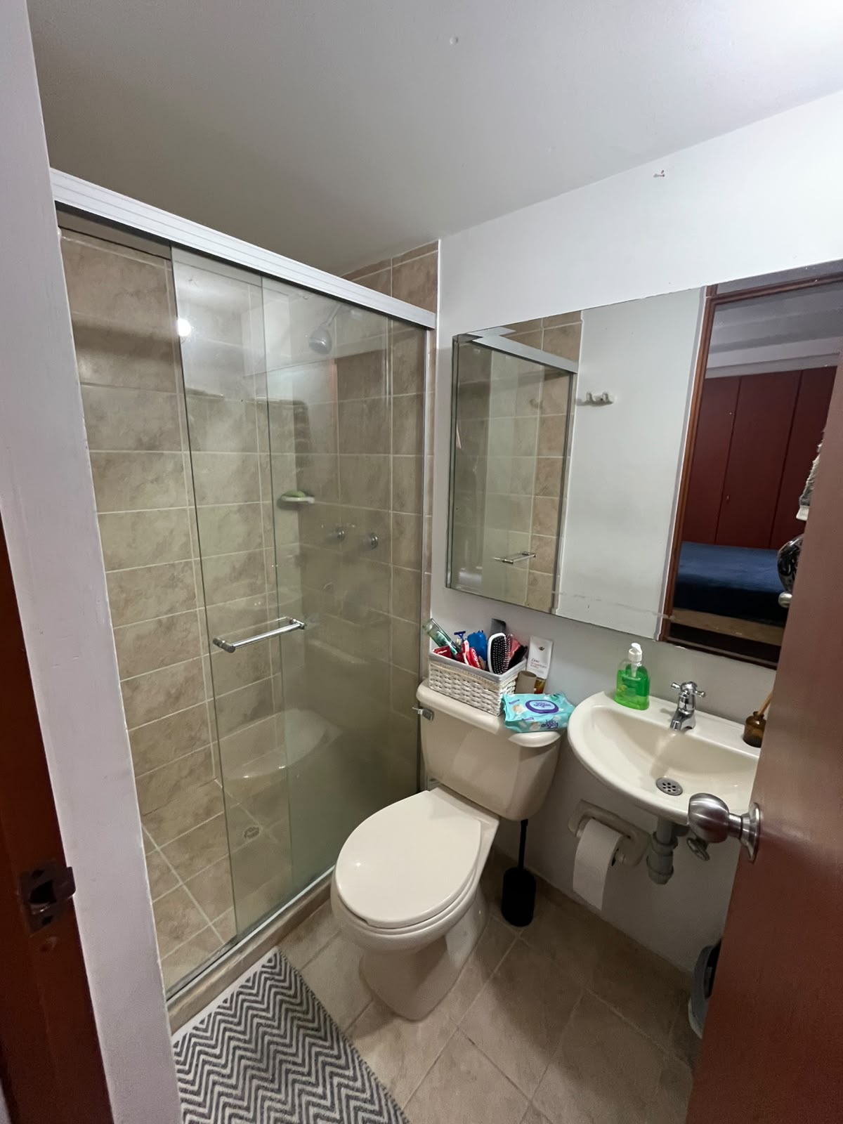 Arriendo Apartamento en el sector de Loma de Los Bernal