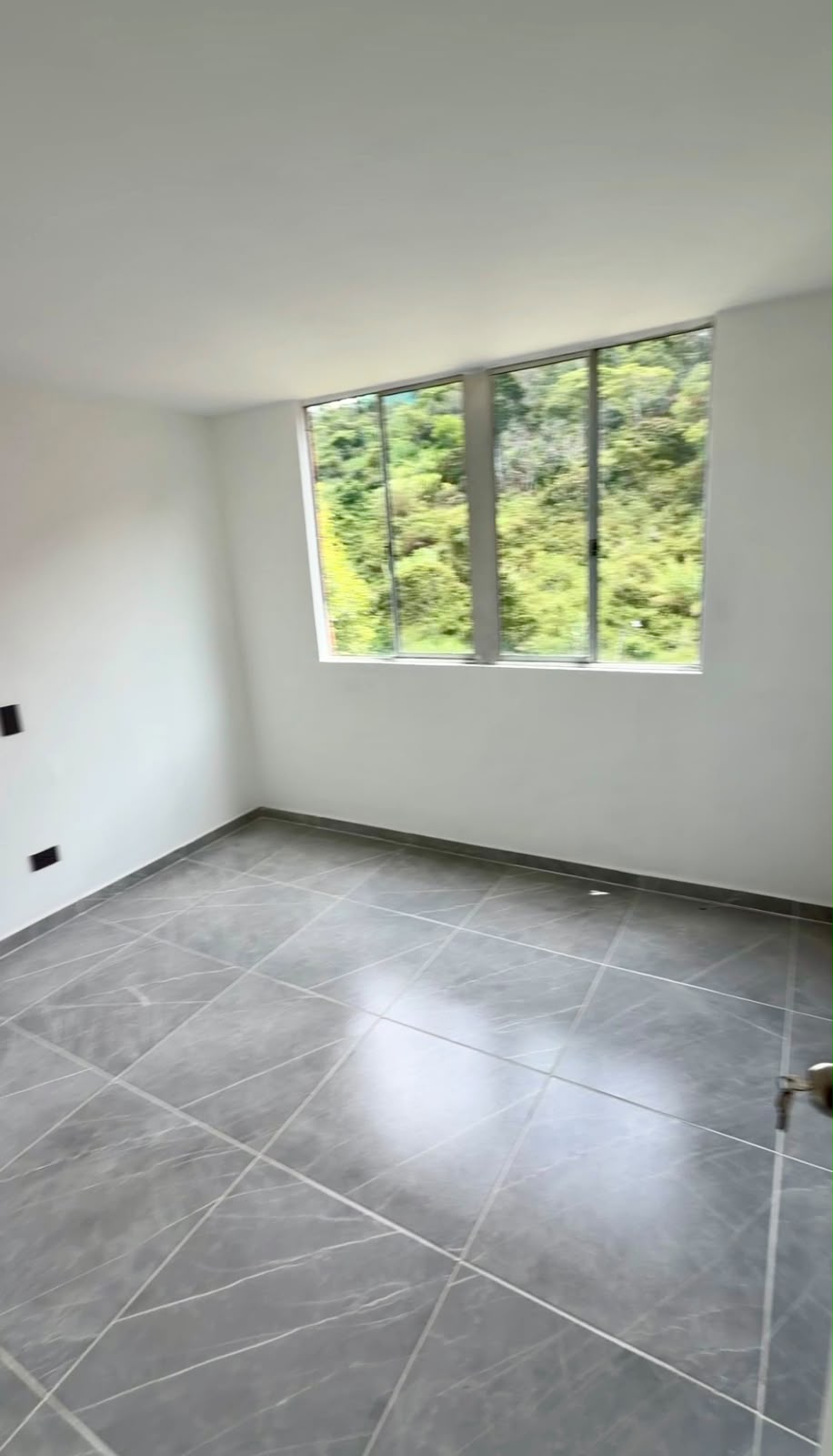 VENDO APARTAMENTO EN ROBLEDO LA  AURORA