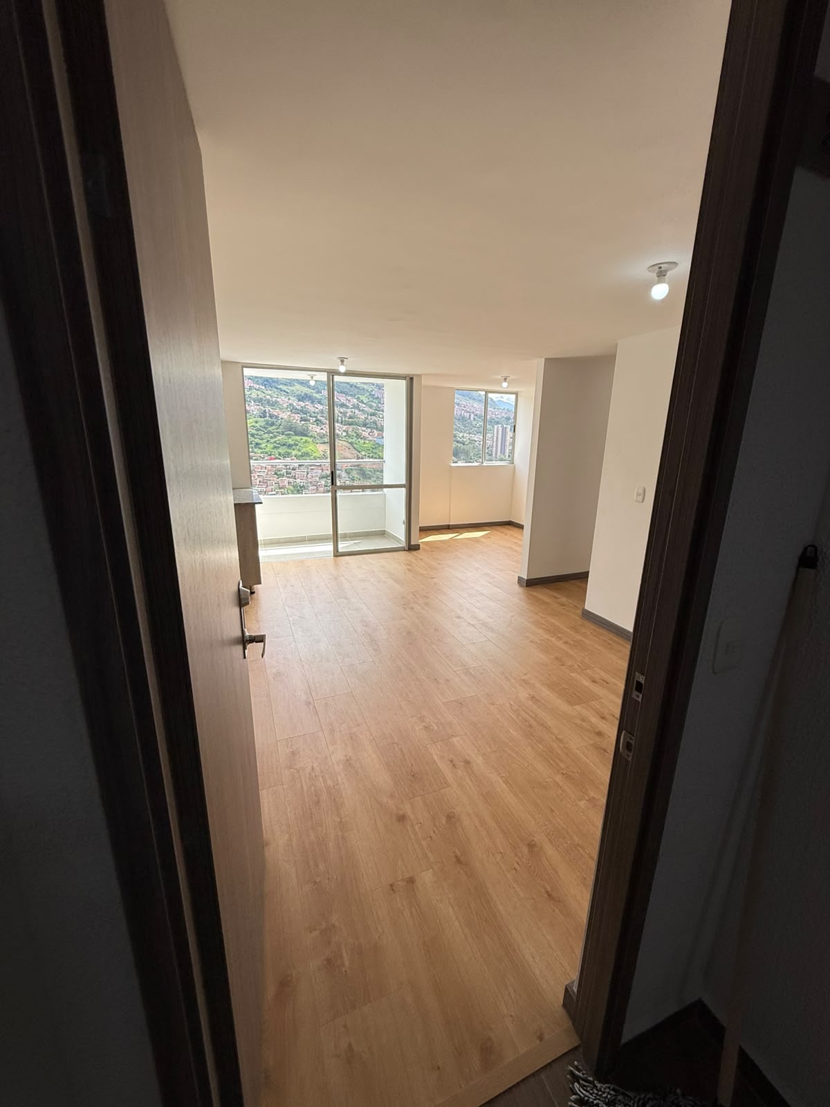 Arriendo Apartamento Calasanz parte Alta