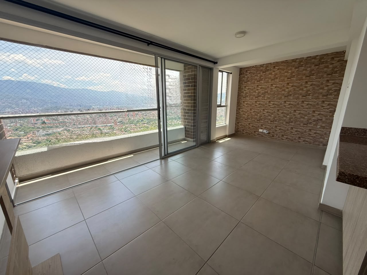 ARRIENDO APARTAMENTO EN CALASANZ