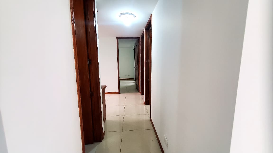 Arriendo apartamento los colores
