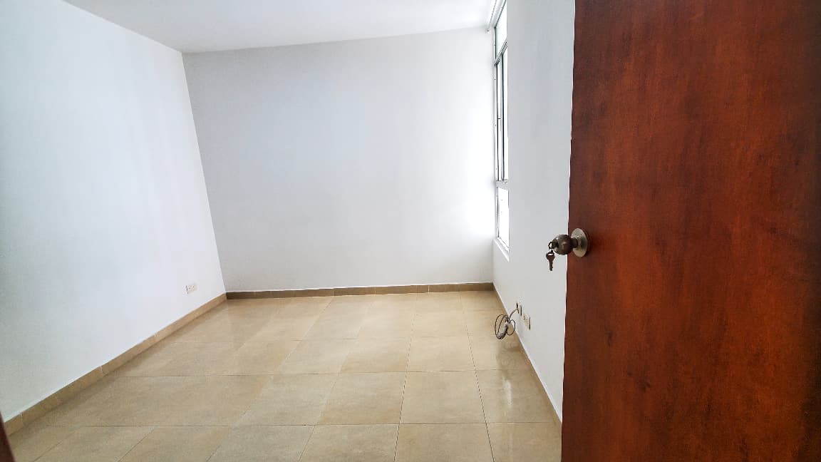 Arriendo apartamento en Calasanz