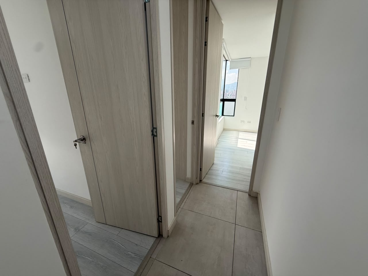 ARRIENDO APARTAMENTO EN LOS COLORES