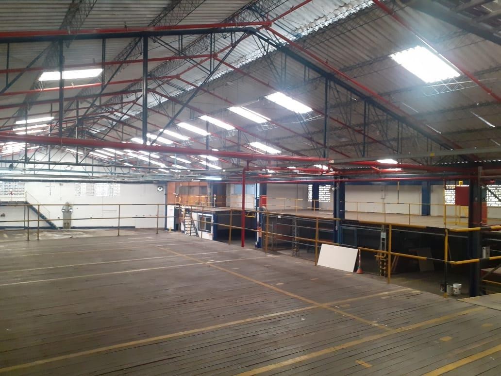 ARRIENDO BODEGA EN LA ESTRRELLA