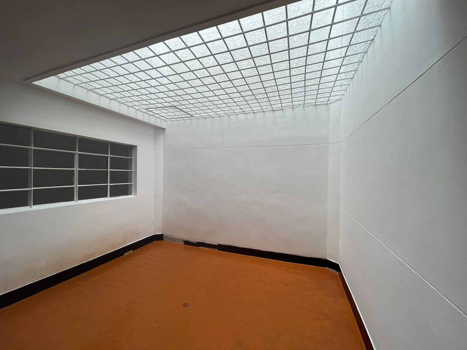ARRIENDO CASA SANTA MONICA  PRIMER PISO
