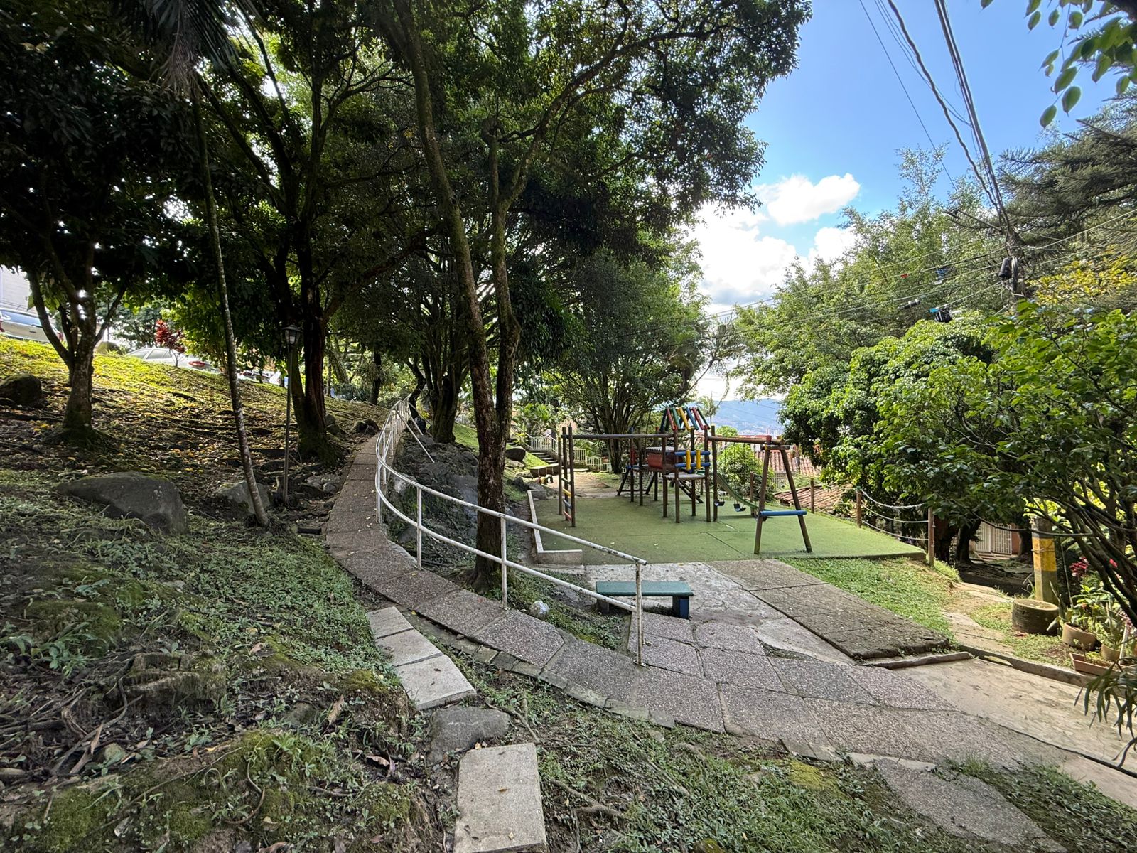 VENDO CASA EN BUENOS AIRES