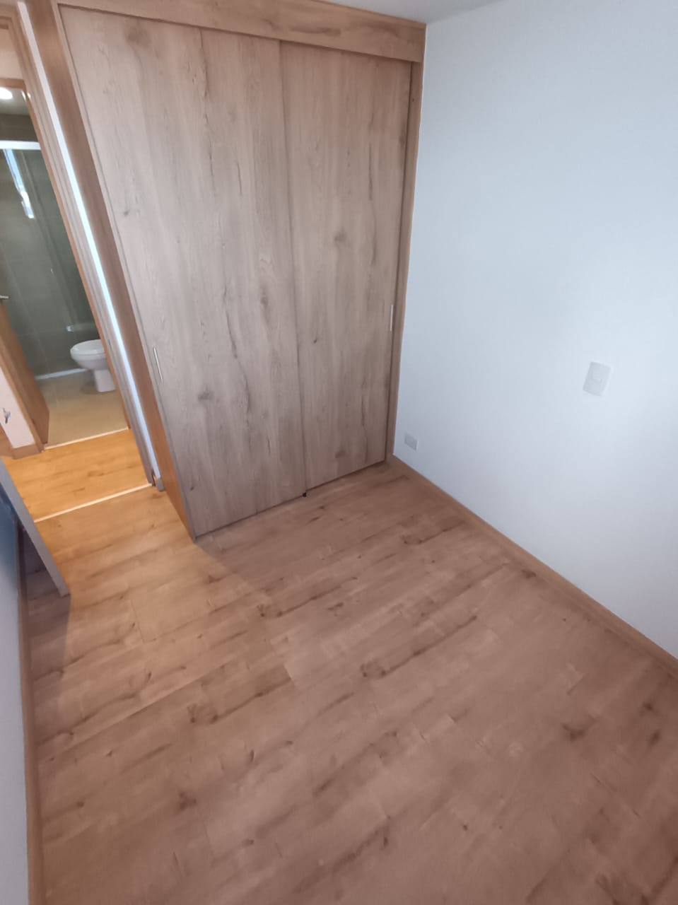 Arrienda Apartamento Robledo Pajarito