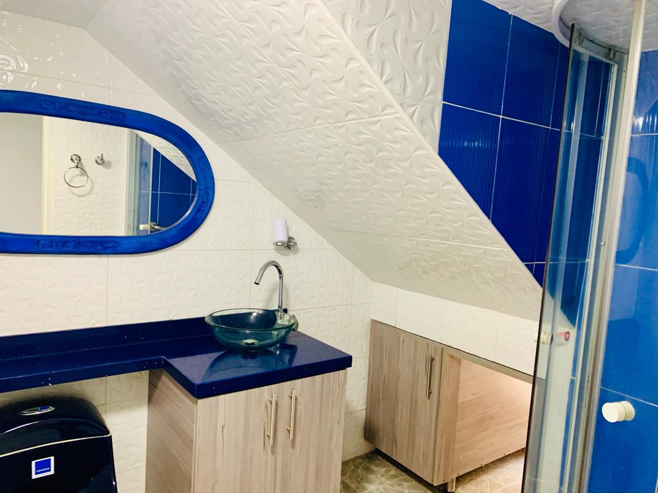 ARRIENDO APARTAESTUDIO EN LA CASTELLANA