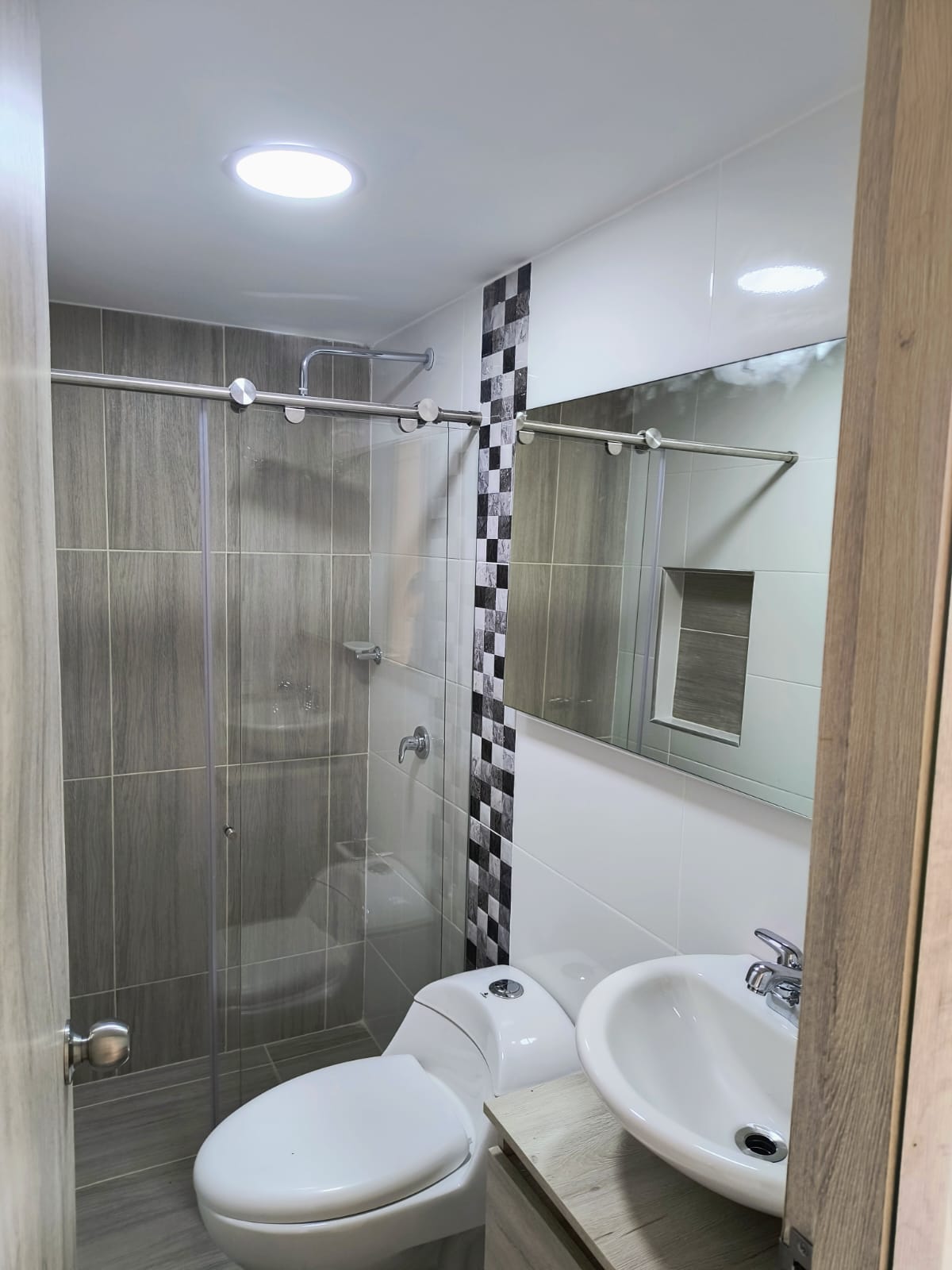 Arriendo Apartamento Robledo Pajarito