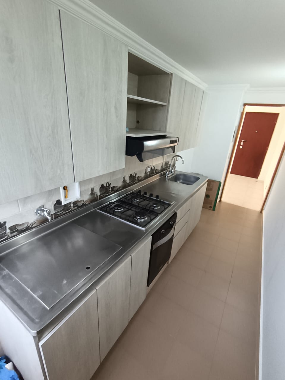 Arrienda Apartamento Loma de los Bernal