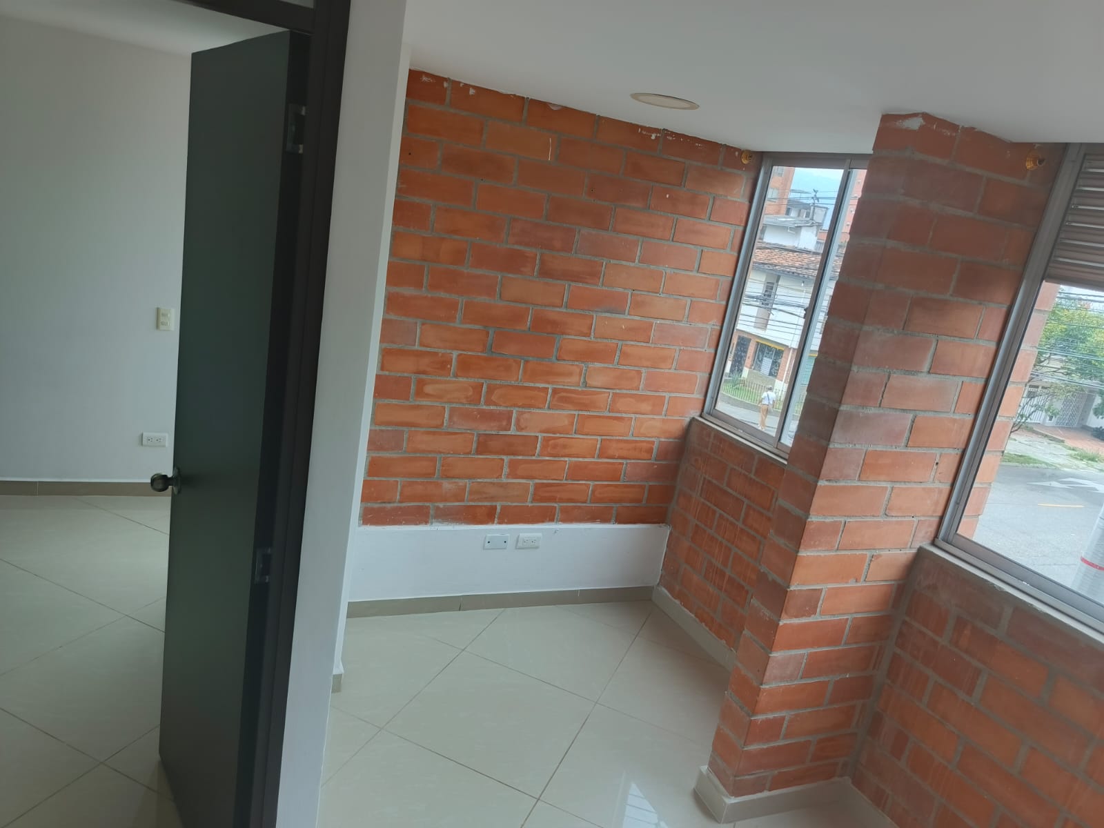 APARTA ESTUDIO CALASANZ
