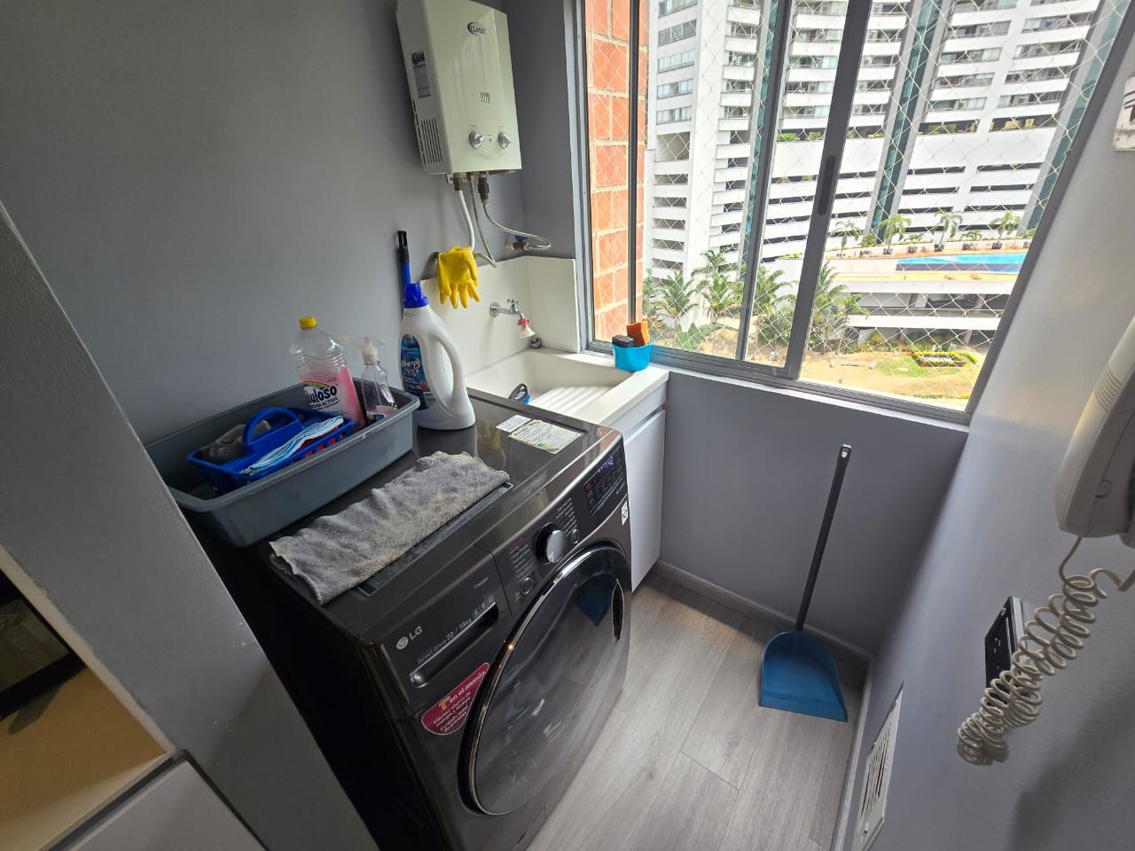 ARRIENDO APARTAMENTO EN LA LOMA DEL INDIO