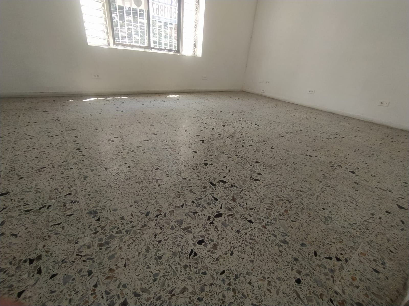 Arriendo Oficina En El Estadio